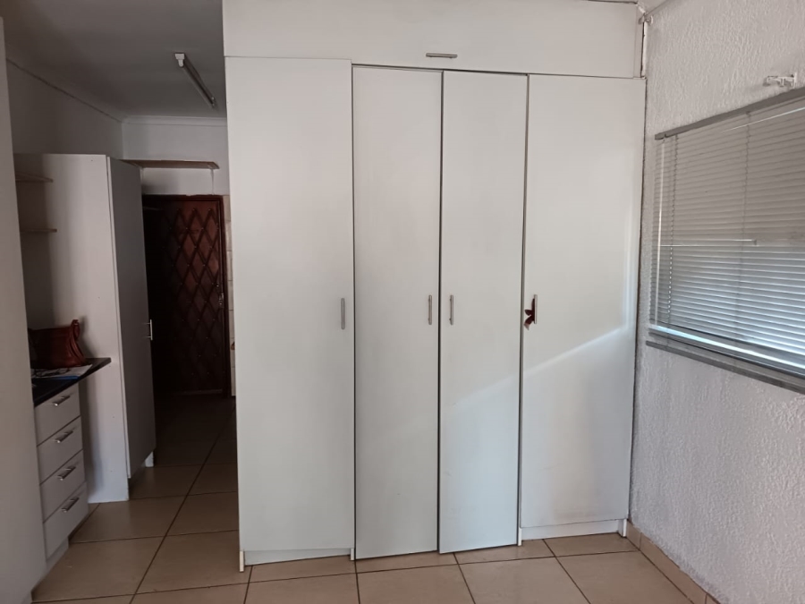 1 Bedroom Property for Sale in Rustenburg Central North West